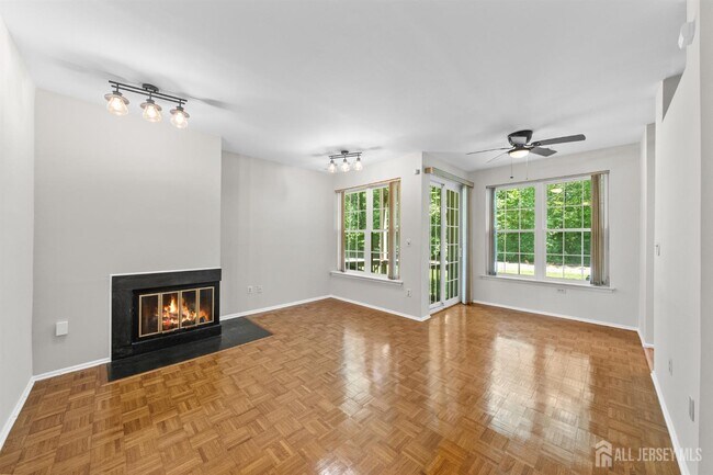 Building Photo - 6111 Cedar Ct