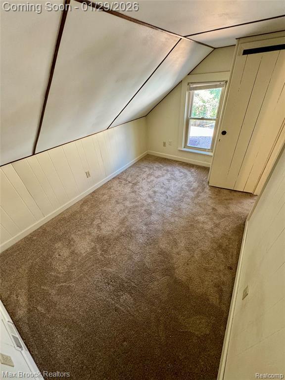 Building Photo - 368 S Wing St