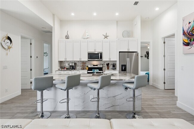 Building Photo - 1214 SW 29th Terrace