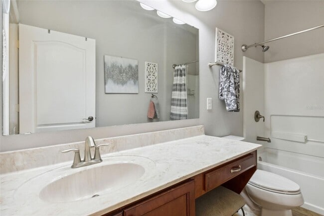 Building Photo - WATER view no rear neighbors quiet SF hous...