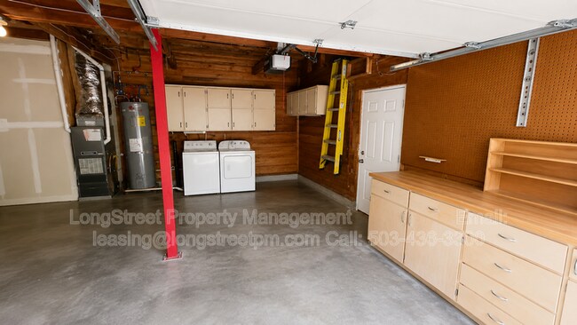 Building Photo - 606 NW 28th St