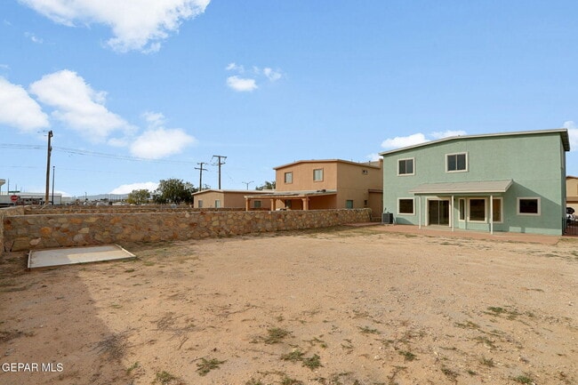 Building Photo - 14188 Strata Rock Dr