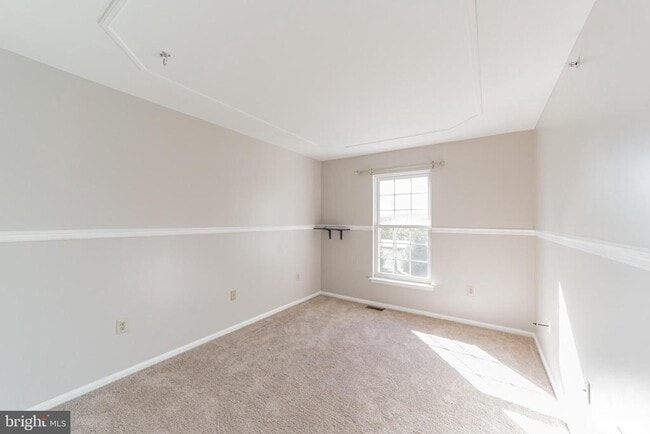 Building Photo - 40 Madison Way