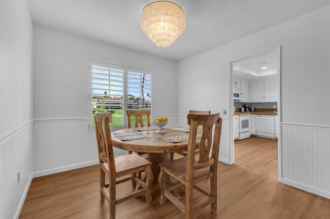 Building Photo - 17 Lugo Dr