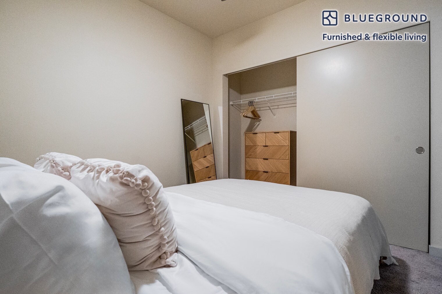 Building Photo - 1414 10th Ave