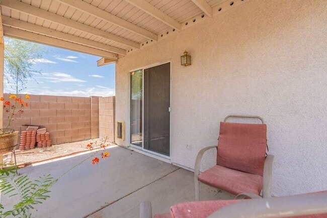 Building Photo - 9746 E Sascha St