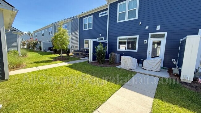 Building Photo - 612 Southview Ln
