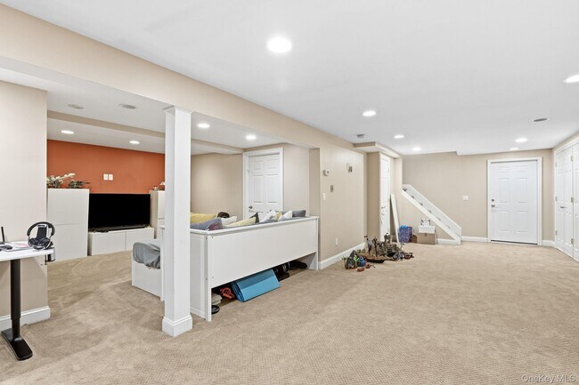 Building Photo - 26 Devonshire Dr