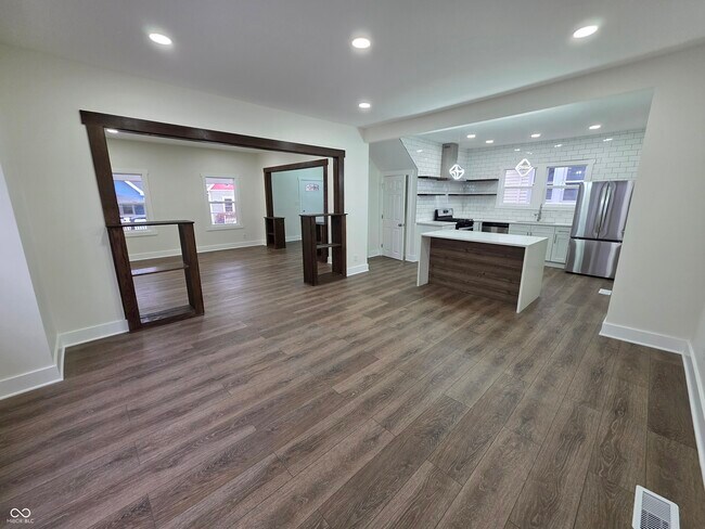 Building Photo - 1153 Dawson St