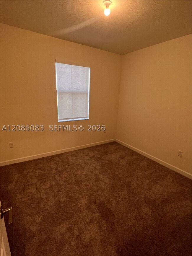 Building Photo - 3342 W 112th St