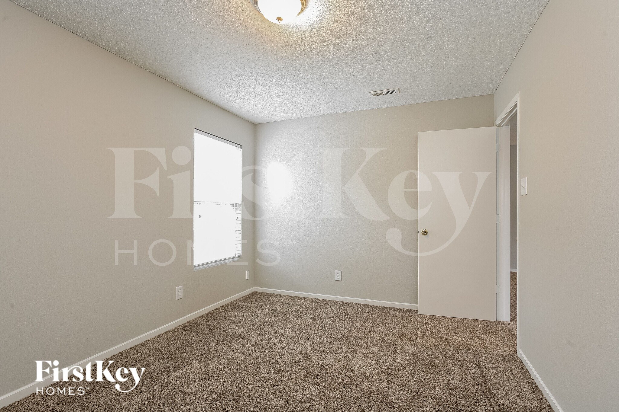 Building Photo - 12127 Maize Dr