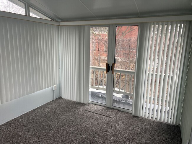 Building Photo - 408 Prospect Ave