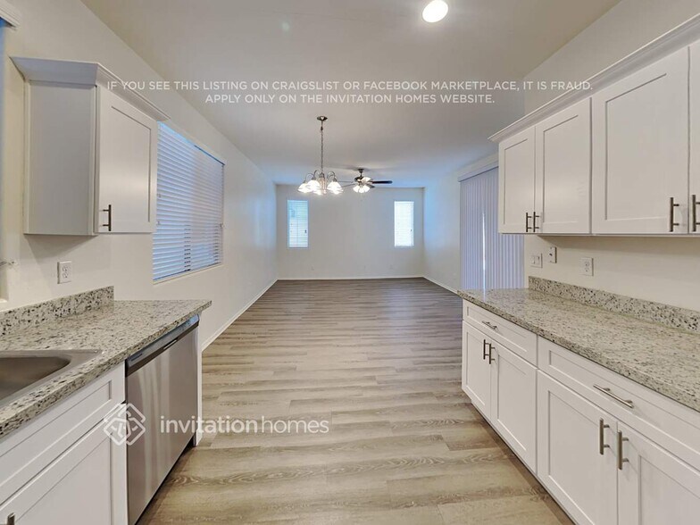 Building Photo - 16868 W Ironwood St