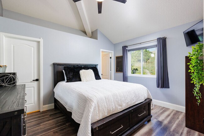 Building Photo - 22501 Birchcrest