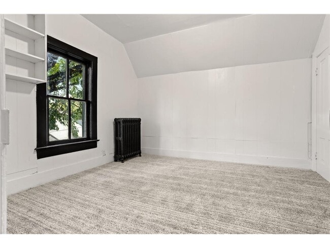 Building Photo - 361 8th Ave S