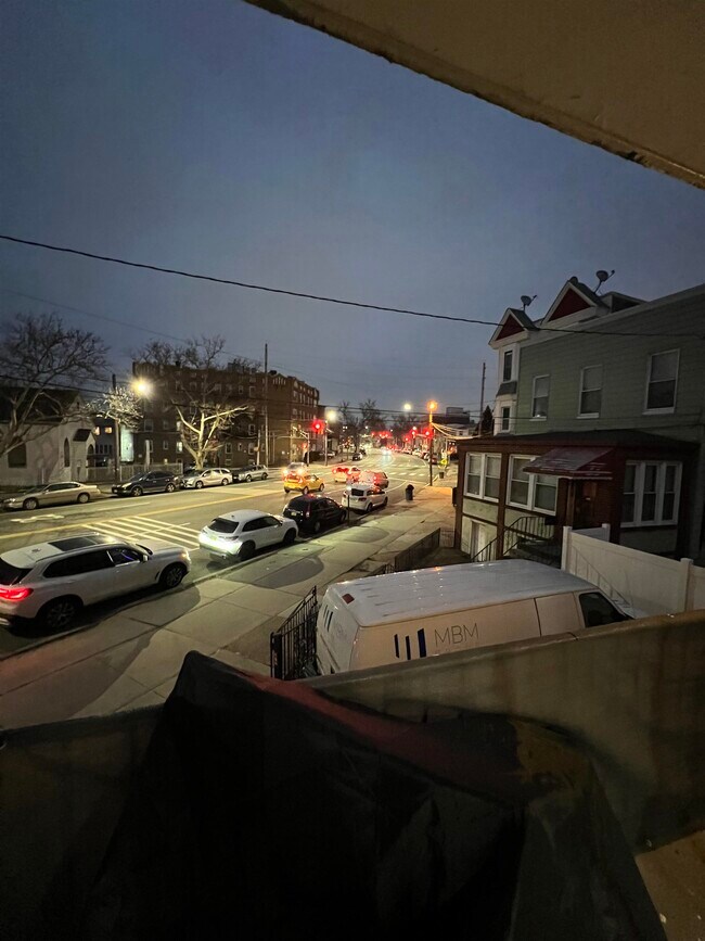 Building Photo - 3586 John F. Kennedy Blvd