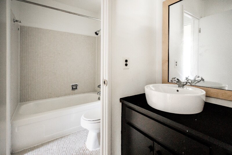 Building Photo - 1575 Cherboneau Pl