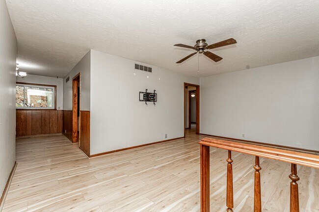 Building Photo - Please View 3D Virtual Walk-Through Before...