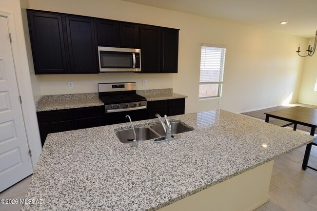 Building Photo - 10155 N Leopard Gecko Terrace