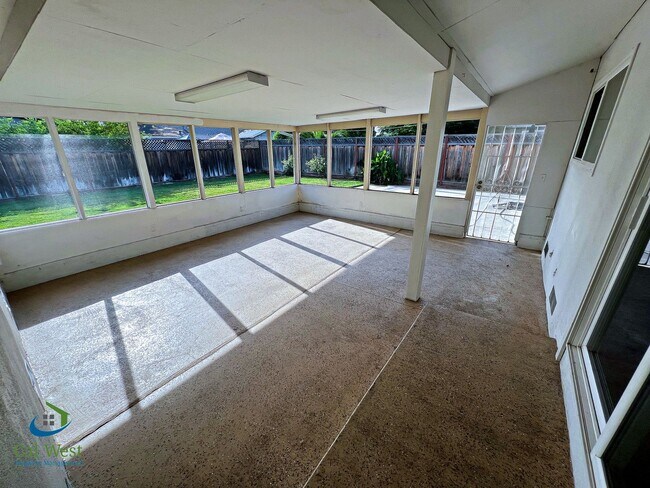 Building Photo - $4,750 - Beautiful 3 Bed/2 Bath in Cambrian neighborhood-Pets possible with approval
