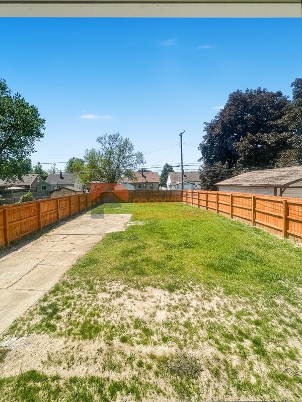 Building Photo - 5072 Winifred St