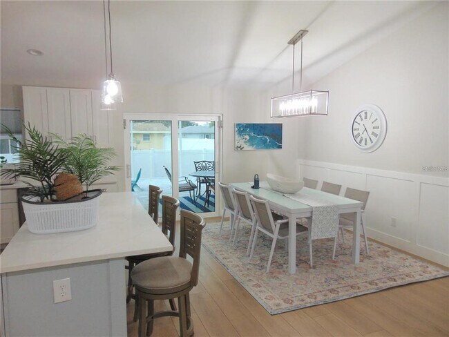 Building Photo - 451 Tanager Rd