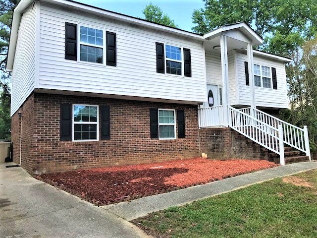 Building Photo - 209 Bayberry Ln