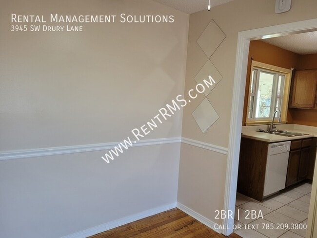 Building Photo - 3945 SW Drury Ln