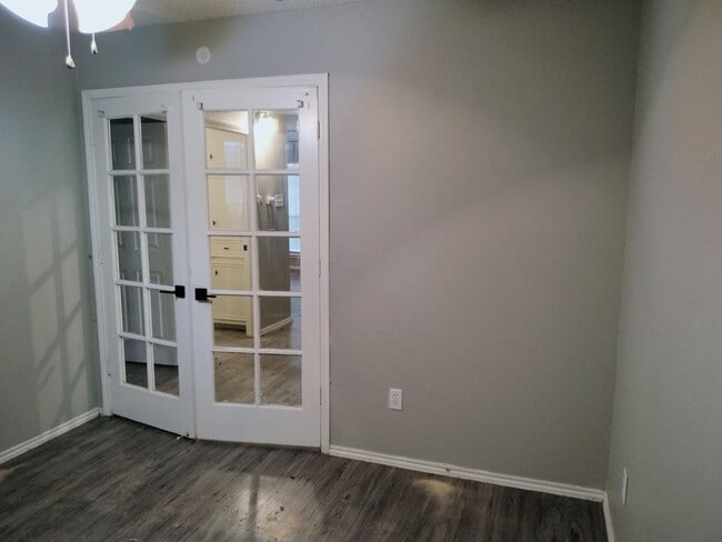 Building Photo - 3/2/2 or 2 Bedroom with an Office