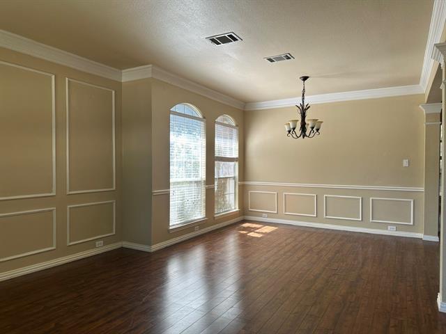 Building Photo - 5520 S Briar Ridge Cir