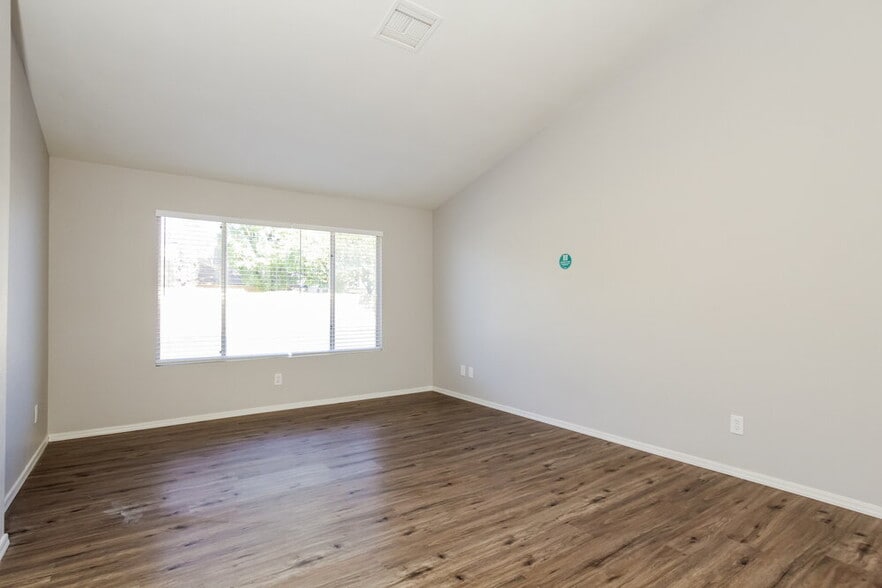 Building Photo - 208 W Oraibi Dr