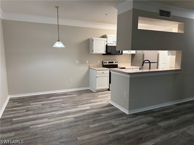 Building Photo - 11521 Villa Grand