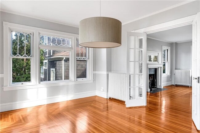 Building Photo - 9 Linden Ave