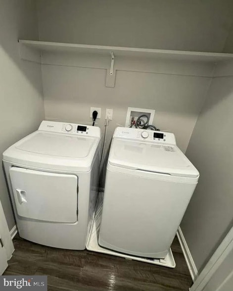 Building Photo - 49 W Diamond Ave