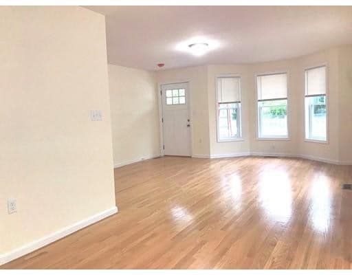 Building Photo - 7-15-17 Callender St