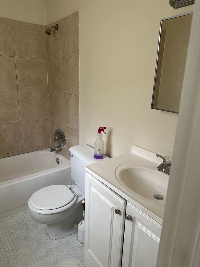 Building Photo - 1 bed 1 bath