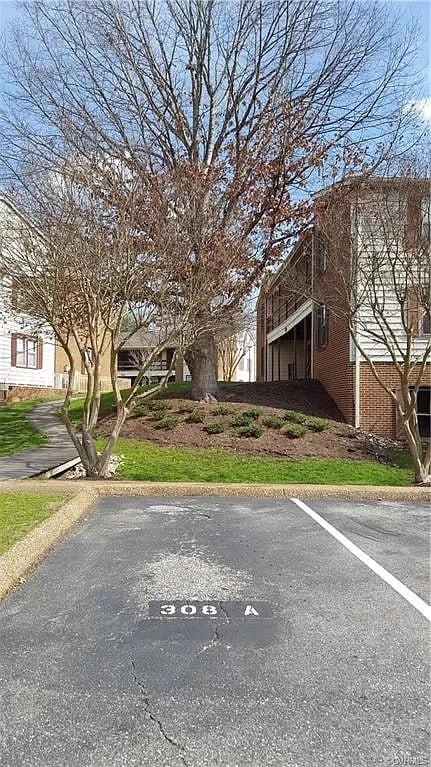 Primary Photo - 308 Patriot Ln