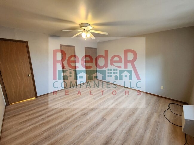 Building Photo - 7344 Hohman Ave