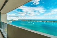 Building Photo - 5600 N Flagler Dr