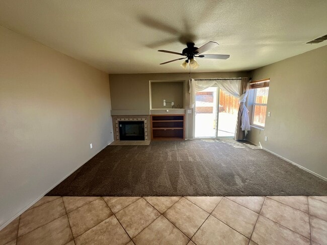 Building Photo - Wow must see 4 bedroom Plus 2 bath Home in...