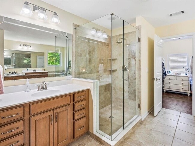 Building Photo - 1341 Chaplains View