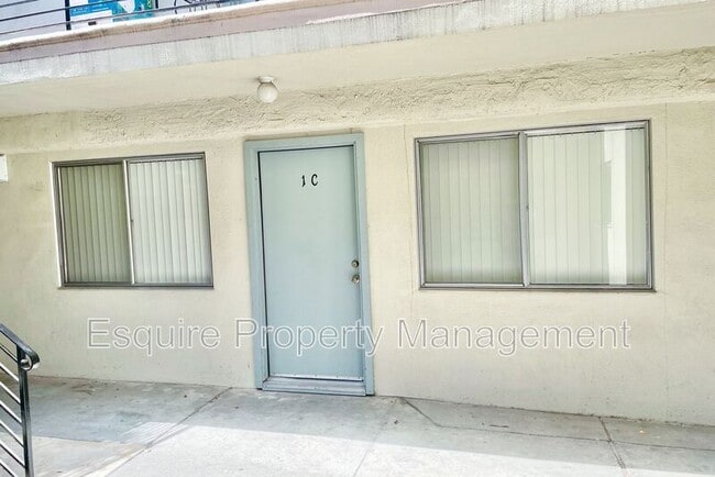 Building Photo - 1740-1750 Ventura Blvd
