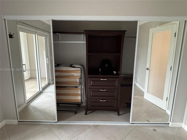 Building Photo - 149 Westbury E