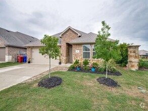 Building Photo - 154 Red Hickory Dr