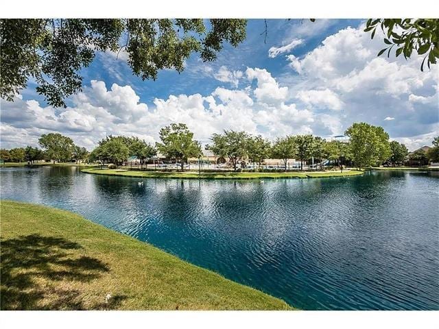 Building Photo - 10118 St Georges Dr