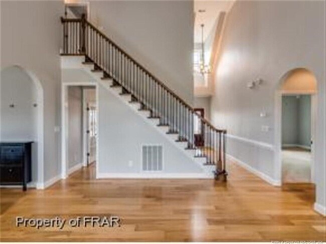 Building Photo - 175 Wind Brook Ct
