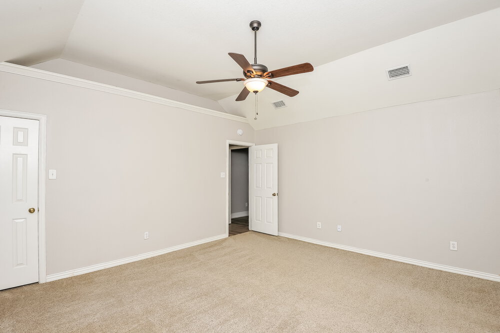 Building Photo - 752 Bryan Dr
