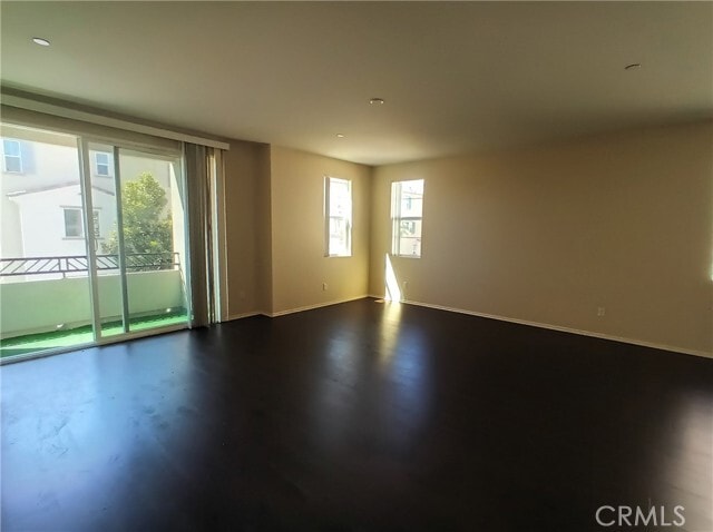Building Photo - 126 Macintosh Way