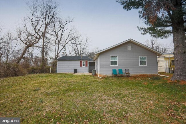 Building Photo - 4905 Ridge Ave