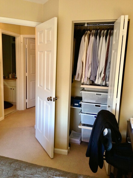 Building Photo - 1902 N Daniel St